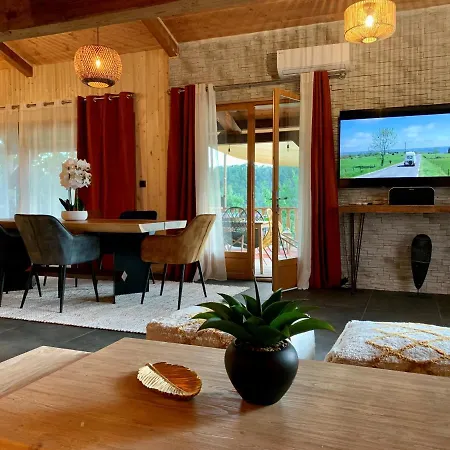 Domaine De Chalvêches 4* Faugeres (Ardeche)