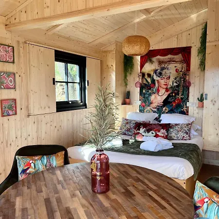 Domaine De Chalvêches 4* 4* Faugeres (Ardeche)