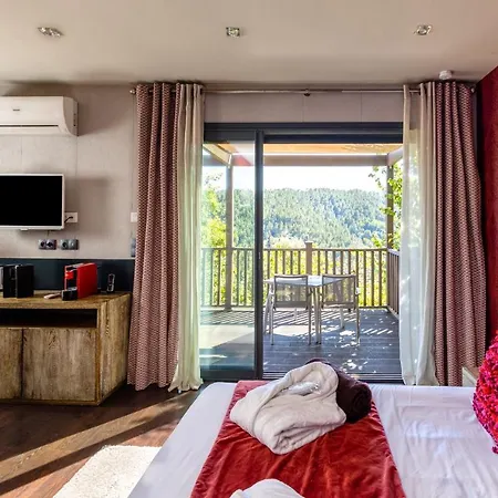 Domaine De Chalvêches 4* Hotel 4*