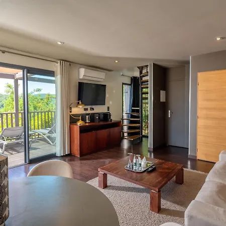 Domaine De Chalvêches 4* Hotel 4*
