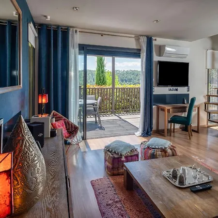 Domaine De Chalvêches 4* 4* Faugeres (Ardeche)