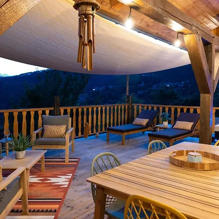 Hotel Domaine De Chalvêches 4* 4*