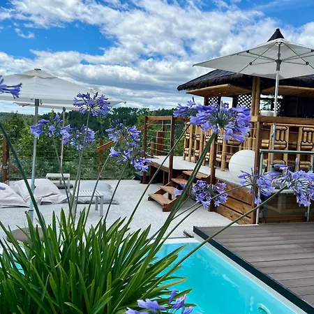 Domaine De Chalvêches 4* Faugeres (Ardeche)