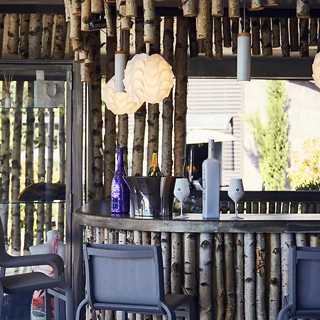 Domaine De Chalvêches 4* Hotel Faugeres (Ardeche)