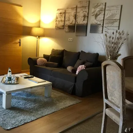 Domaine De Chalvêches 4*