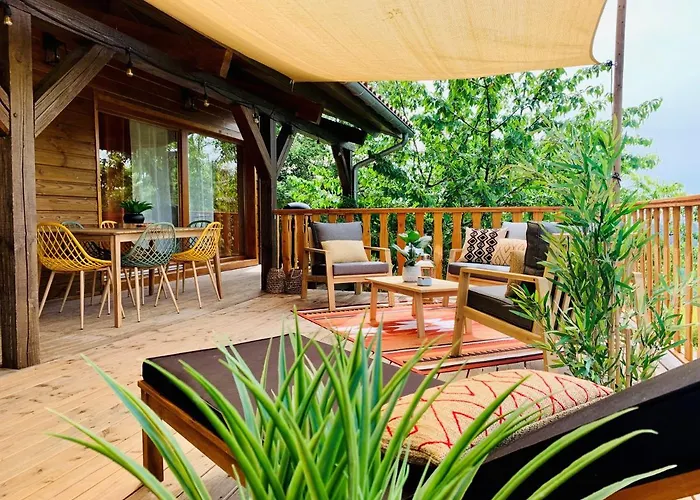 فندق Domaine De Chalveches 4* 4*