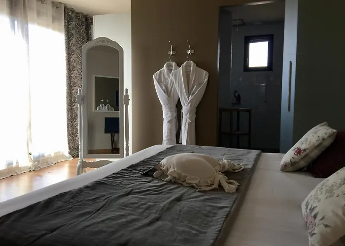Domaine De Chalveches 4* 4* Faugeres (Ardeche)