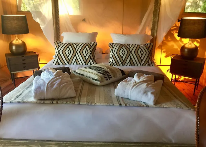 Domaine De Chalveches 4*