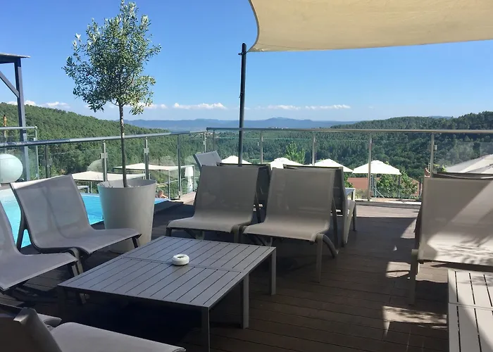 فندق Domaine De Chalveches 4* 4*