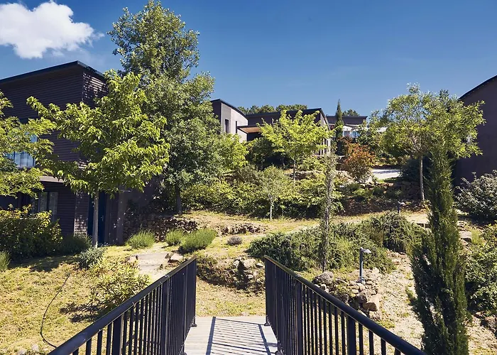 Domaine De Chalveches 4* 4* Faugeres (Ardeche)