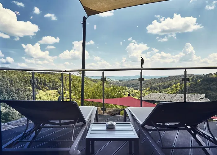 Domaine De Chalveches 4*